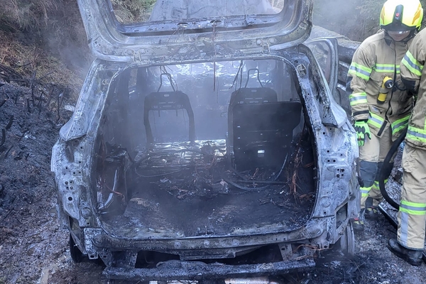 Fahrzeugbrand in Pettneu