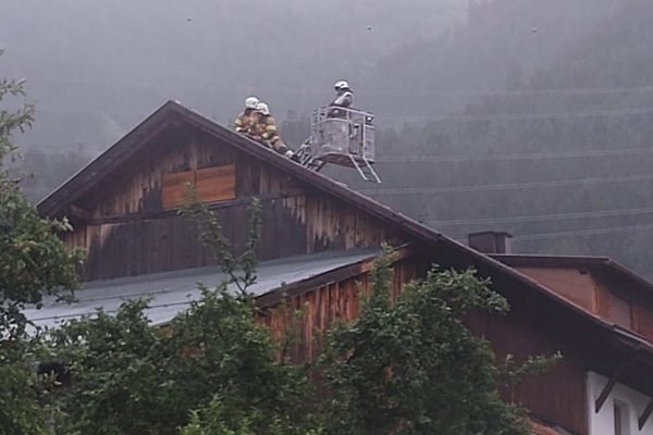 Gewitter und Sturmböen sorgten für mehrere Feuerwehreinsätze