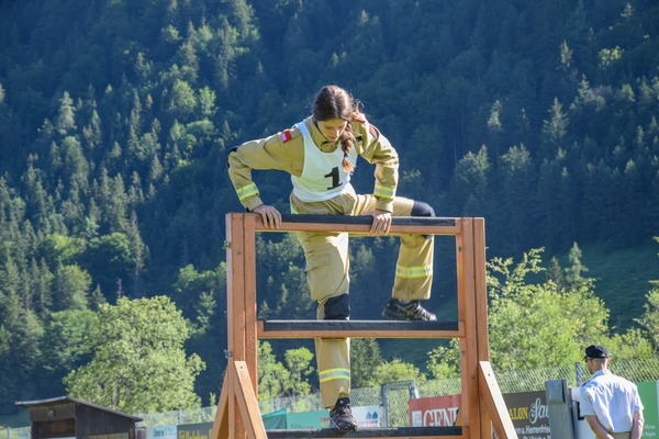 Erlebnisreiche Tage für die Tiroler Feuerwehrjugend in St. Ulrich am Pillersee - Der Sieg im Tirol-Cup der besten Gruppen aller Tiroler Bezirke geht an Pettneu 2