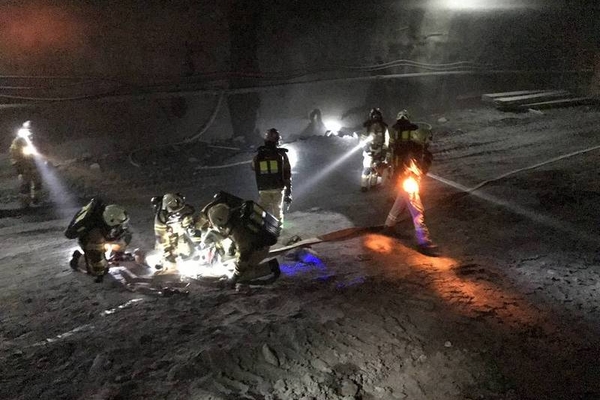 ECHTBRANDÜBUNG im PERJEN TUNNEL