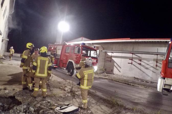 Brand mit Explosion war die Übungsannahme in Schönwies.