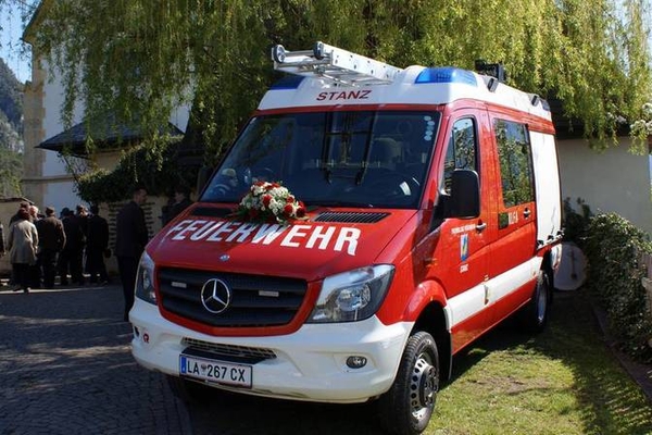 Segnung des neuen Feuerwehrfahrzeuges der FF Stanz