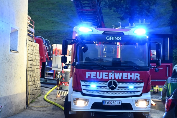 Kellerbrand in Mehrfamilienhaus