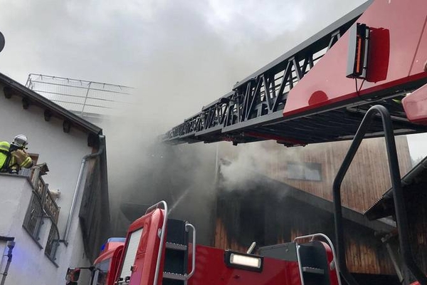 Wohnhausbrand in Tobadill - siebenköpfige Familie konnte gerettet werden! update