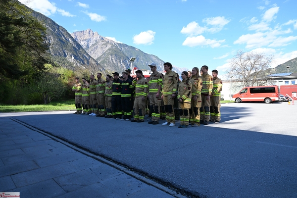 Truppmannausbildung im Bezirk Landeck: Erfolgreicher Start in die Feuerwehr-Grundausbildung