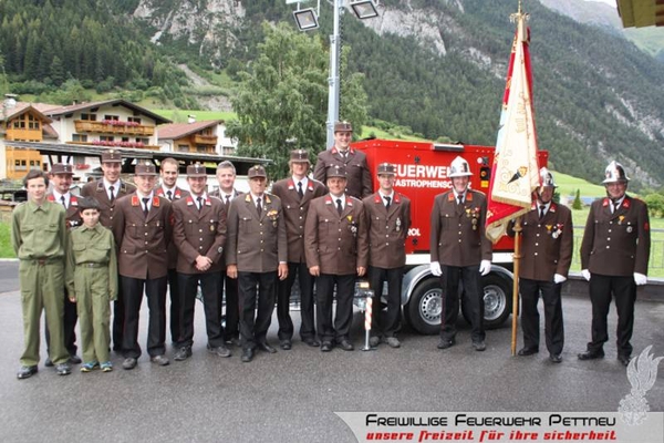 Einweihung des Stromanhängers der FF Pettneu