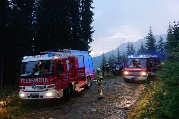 Vermeintlicher Waldbrand durch Blitzschlag