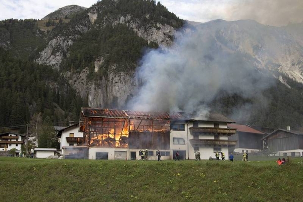 Brand eines Wirtschaftsgebäudes in Schnann