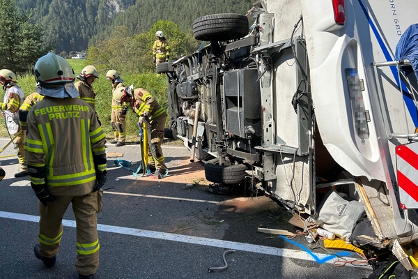 Verkehrsunfall auf der B180 in Ried i.O.