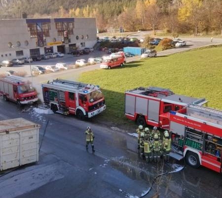 Brandeinsatz in einer Tischlerei in Zams am 18.11.2013