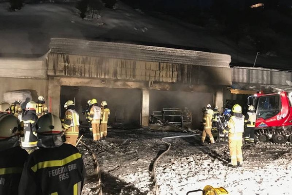 Fiss - Brand im Pyrotechniklager Seilbahn