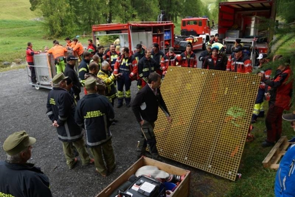 Länderübergreifende Waldbrandübung in der Schweiz/Samnaun -  14.09.2013