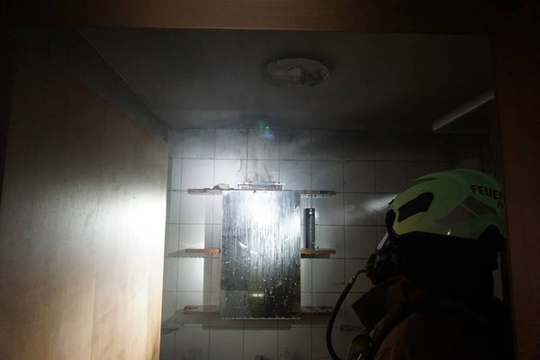 Fiss - Brand im Badezimmer