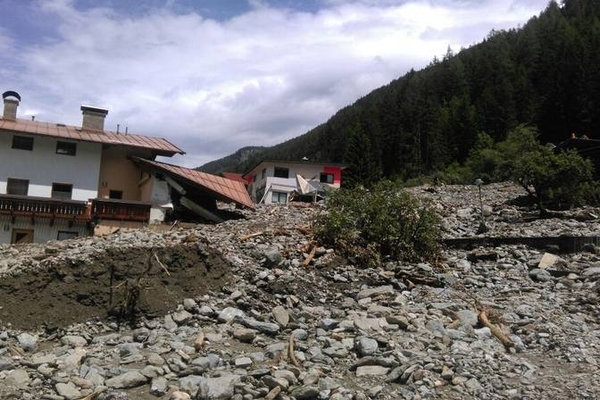 Heftige Unwetter hinterließen Spur der Verwüstung im Tiroler Oberland