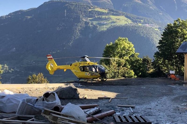 Höhen- / Tiefenrettung – Sturz in den Schacht