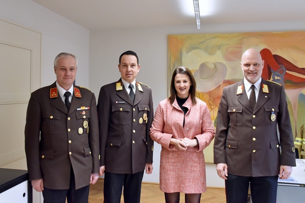 LRin Mair: „Kompetente Verstärkung für Tiroler Feuerwehren“