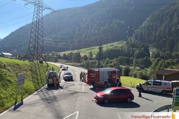 Verkehrsunfall L68 in Pettneu