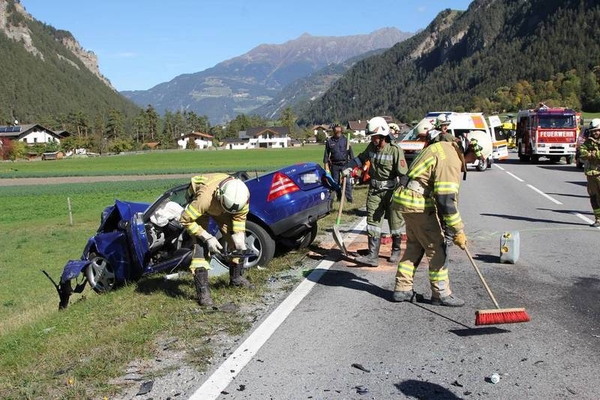 Verkehrsunfall auf der B180 Reschen Bundesstraße