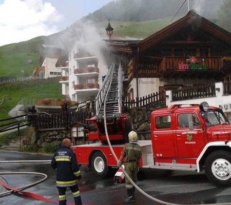 Grenzüberschreitende Hilfe der Wehren des Bezirkes im Samnaun